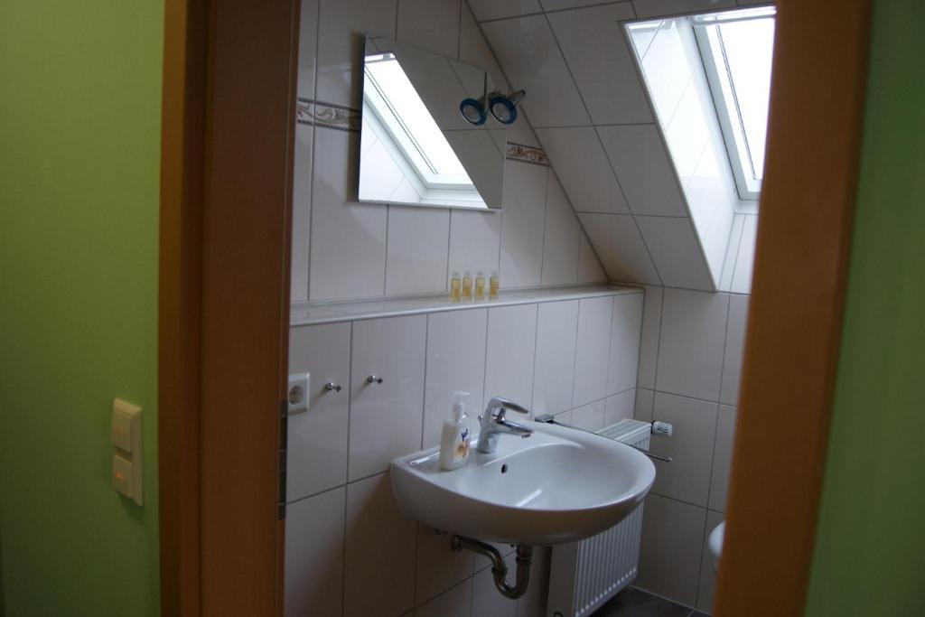 Gasthof & Pension Palmenhof Leegebruch Room photo